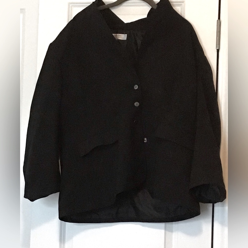 Tahari Womens black blazer size 18